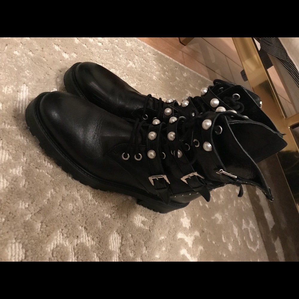 Pearl detail combat boot